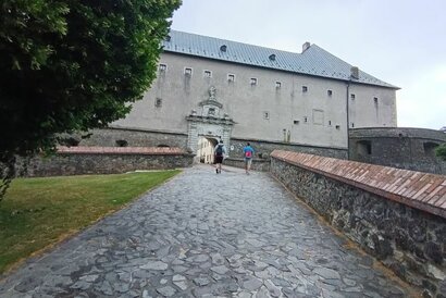 Po stopách histórie: Mohyla - Molpír - Červený Kameň