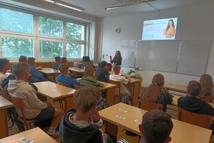 Zväčšiť fotografiu - Beseda so spisovateľkou